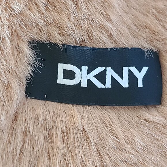 DKNY Women's Faux Fur Coat Camel Size XXL Beige Long Sleeve Button Up - Picture 7 of 16